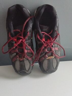 Nautilus Mens Safety Toe Work Shoes Black Grey Red Low Top Sneakers